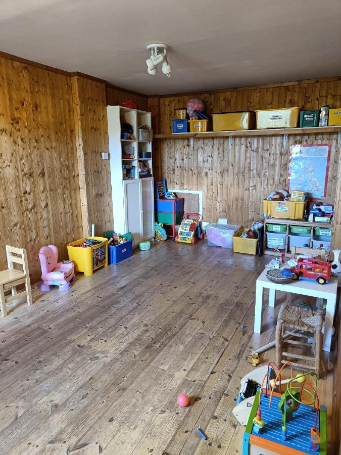 Y Doc At World Horizons Community Hub Pansiyon Llanelli Dış mekan fotoğraf